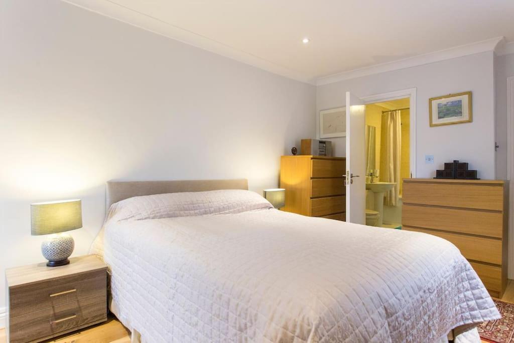 2 Bed Room Flat Near Westfield, West London Bagian luar foto