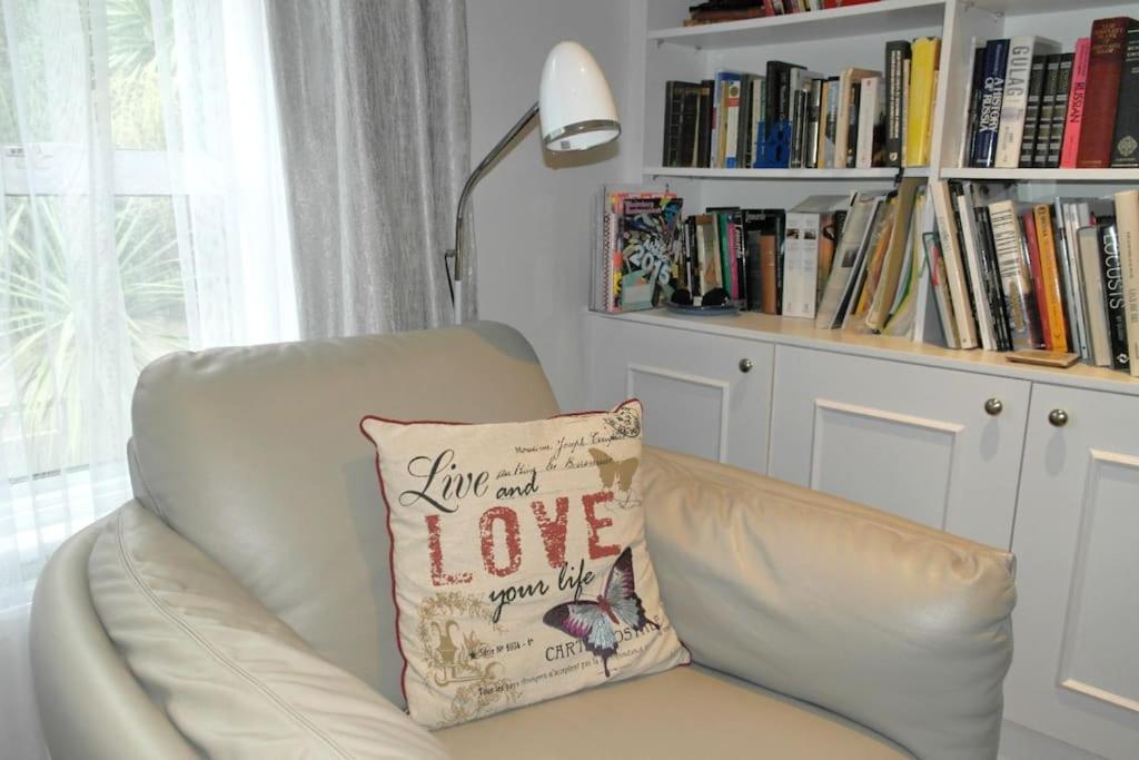 2 Bed Room Flat Near Westfield, West London Bagian luar foto